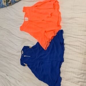 𝅺lot of 2 Anthropology E M (E hanger M) tank tops